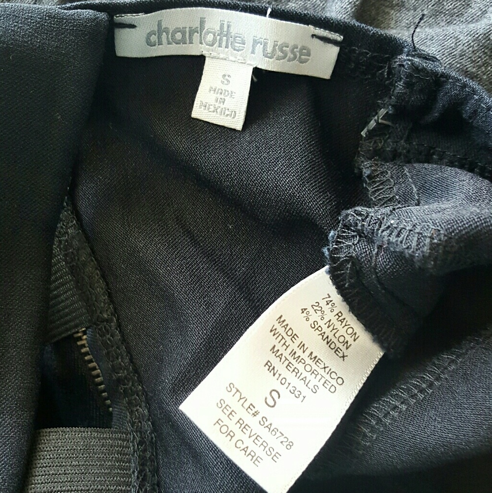 🛍 CHARLOTTE RUSSE Caged zipup crop top - Picture 6 of 6